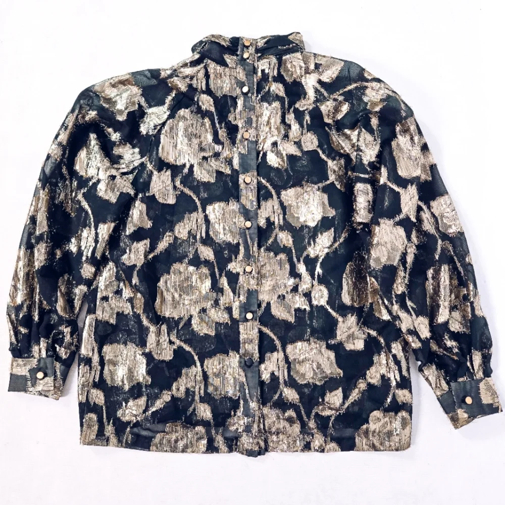 Metallic Flroal Blouse - Picture 4 of 9